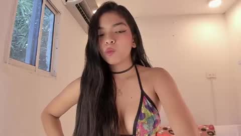 Snapshot of jane_monttgomery chatting on December 5, 2024, 8:00 pm Jane  M online show from December 5, 2024, 8:00 pm