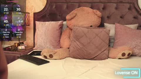 Snapshot of janedevines chatting on April 26, 2026, 5:27 am JaneDevine online show from April 26, 2026, 5:27 am