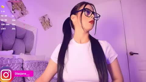 Snapshot of janediaz chatting on December 3, 2025, 9:13 pm Jennifer online show from December 3, 2025, 9:13 pm