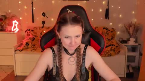 Snapshot of janegrey11 chatting on September 15, 2025, 2:50 pm Jane online show from September 15, 2025, 2:50 pm