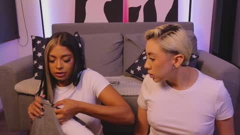 Snapshot of janehart_ chatting on January 30, 2025, 1:11 am Jane online show from January 30, 2025, 1:11 am