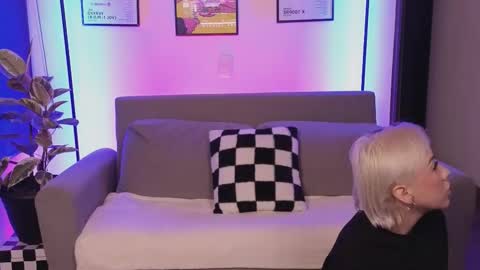 Jane online show from November 26, 2025, 12:00 am