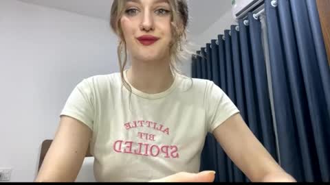 Janie online show from April 3, 2026, 8:40 pm