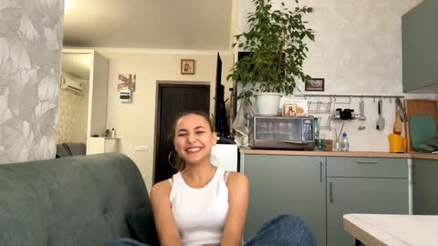 Snapshot of janethfederico chatting on November 15, 2025, 9:50 am Lina online show from November 15, 2025, 9:50 am