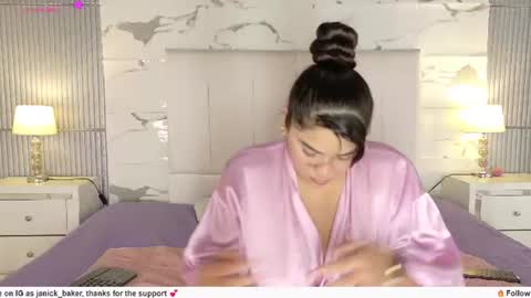 Snapshot of janick_baker chatting on July 4, 2026, 5:19 pm janick_baker online show from July 4, 2026, 5:19 pm