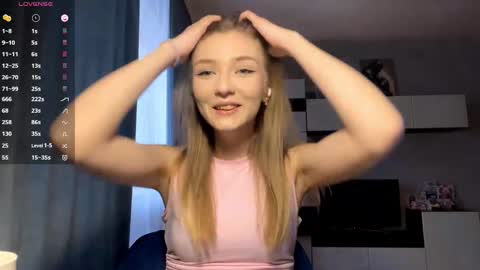 Snapshot of janitamunerlyn chatting on December 16, 2025, 8:19 am Stacy online show from December 16, 2025, 8:19 am