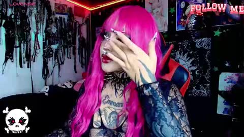      online show from February 19, 2026, 9:33 pm