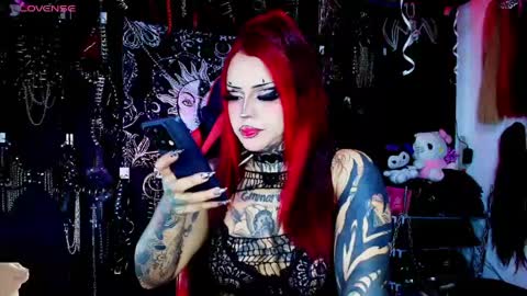 Snapshot of janna_ink chatting on May 8, 2026, 1:00 am online show from May 8, 2026, 1:00 am