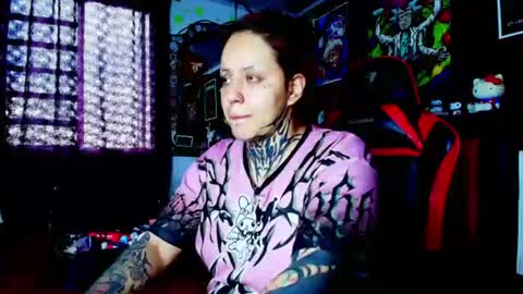 Snapshot of janna_ink chatting on June 19, 2026, 6:01 pm online show from June 19, 2026, 6:01 pm