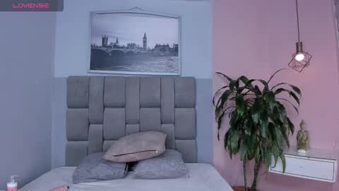 Janna online show from October 26, 2025, 6:19 am