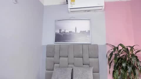 Janna online show from October 30, 2025, 11:11 am