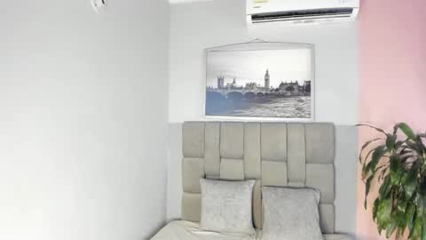 Janna online show from November 5, 2025, 10:59 am