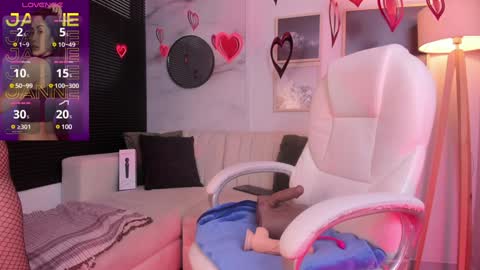 Snapshot of janne_lee chatting on February 8, 2025, 9:46 pm Janne for u online show from February 8, 2025, 9:46 pm