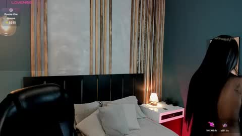 Snapshot of janne_lee chatting on December 15, 2025, 8:02 pm Janne for u online show from December 15, 2025, 8:02 pm