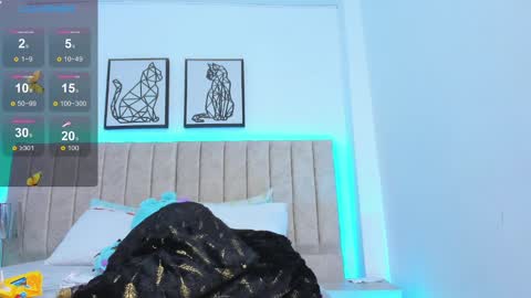 Snapshot of janne_moore chatting on February 22, 2025, 9:23 am Jane online show from February 22, 2025, 9:23 am