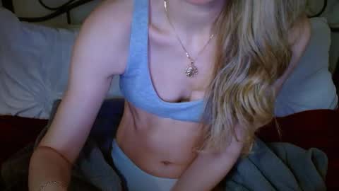 Snapshot of januarydaze chatting on November 25, 2025, 8:47 am the small pp whisperer ball puncher online show from November 25, 2025, 8:47 am