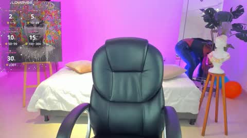 JANY online show from November 14, 2025, 10:47 am