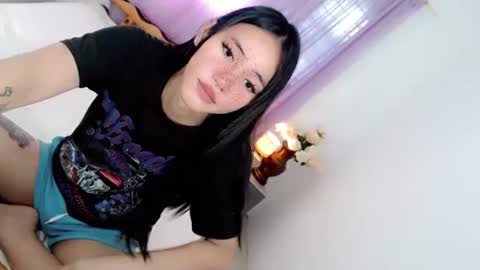 Snapshot of japanesse_susiexx chatting on December 18, 2024, 11:30 pm Susie-- online show from December 18, 2024, 11:30 pm