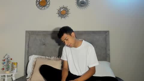 jared_blake online show from December 23, 2024, 3:40 am