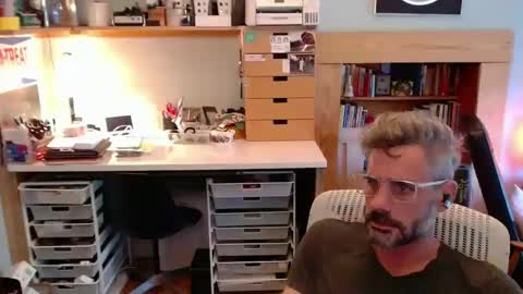 Snapshot of jareth_returns chatting on September 16, 2025, 9:38 pm jareth_returns online show from September 16, 2025, 9:38 pm