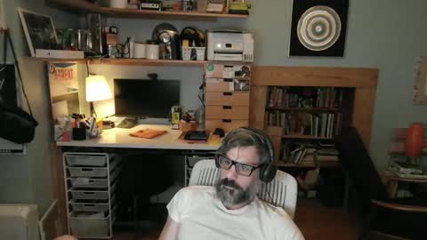 jareth_returns online show from February 1, 2026, 1:04 am