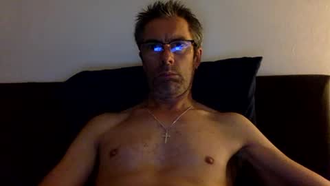Snapshot of jario1981 chatting on May 11, 2026, 5:46 am Jario online show from May 11, 2026, 5:46 am