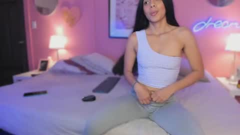 Jasmin online show from June 24, 2026, 8:19 pm