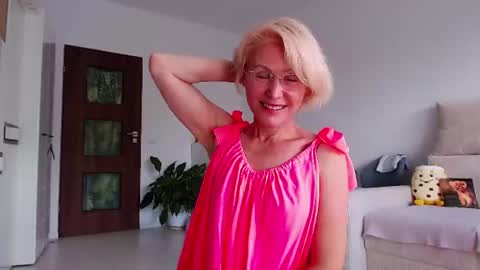 Snapshot of jasmin18v chatting on July 9, 2026, 1:26 pm Jasmin room for people 40 online show from July 9, 2026, 1:26 pm