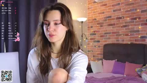 Snapshot of jasmindoroti chatting on November 4, 2025, 6:12 am Chloe online show from November 4, 2025, 6:12 am