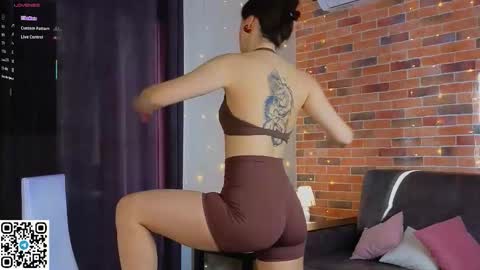 Snapshot of jasmindoroti chatting on December 16, 2025, 6:29 am Chloe online show from December 16, 2025, 6:29 am