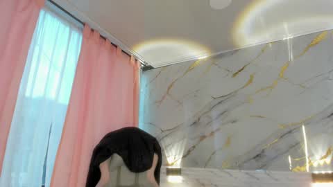 Snapshot of jasmine_hyper_1 chatting on December 20, 2024, 9:06 pm Jas online show from December 20, 2024, 9:06 pm