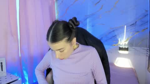 Snapshot of jasmine_hyper_1 chatting on March 10, 2025, 5:39 pm Jas online show from March 10, 2025, 5:39 pm