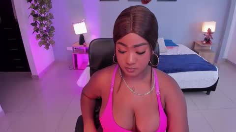 Instagram jasminecampbell1  online show from December 17, 2025, 8:59 pm