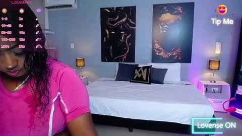 Instagram jasminecampbell1  online show from March 24, 2026, 1:38 pm