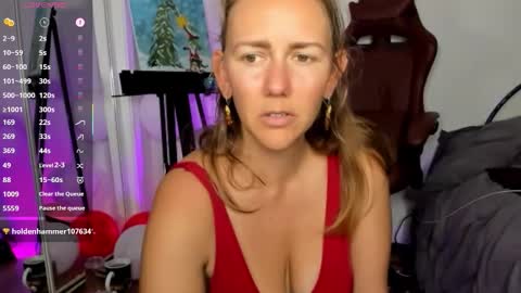 Jasmine Daze online show from December 2, 2025, 10:05 pm