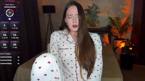 Snapshot of jasminelorens chatting on January 15, 2025, 11:21 am Jasmine online show from January 15, 2025, 11:21 am
