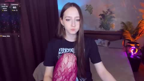 Snapshot of jasminelorens chatting on February 3, 2025, 8:35 am Jasmine online show from February 3, 2025, 8:35 am