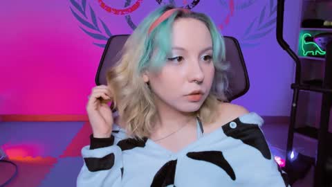 Jasmine online show from January 4, 2025, 8:06 am