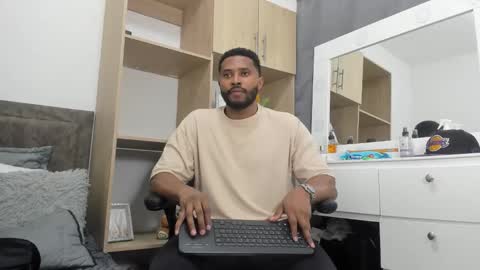 Jason online show from October 25, 2025, 10:15 pm