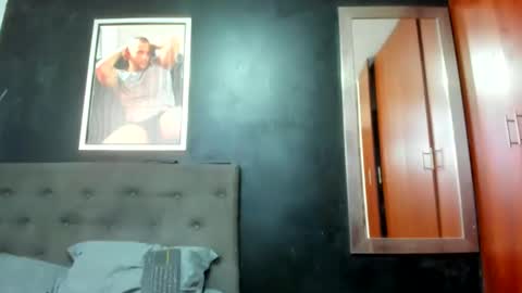 Snapshot of jasonmartiinez chatting on December 26, 2024, 7:16 pm online show from December 26, 2024, 7:16 pm