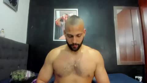 Snapshot of jasonmartiinez chatting on February 22, 2025, 10:07 am online show from February 22, 2025, 10:07 am