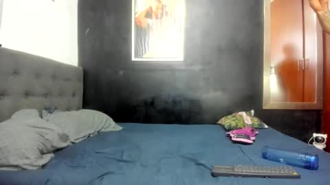 Snapshot of jasonmartiinez chatting on October 6, 2025, 1:14 am online show from October 6, 2025, 1:14 am