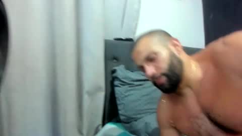 Snapshot of jasonmartiinez chatting on October 23, 2025, 2:44 am online show from October 23, 2025, 2:44 am