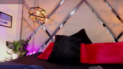 JASPER JONES online show from February 11, 2026, 2:33 pm