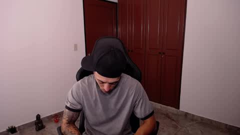 JKing  online show from April 7, 2026, 1:33 pm