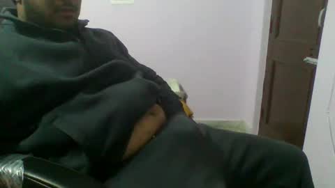 jatinpunjab234 online show from January 12, 2026, 1:05 pm