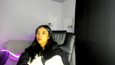 Jaulyn online show from March 15, 2026, 11:05 am