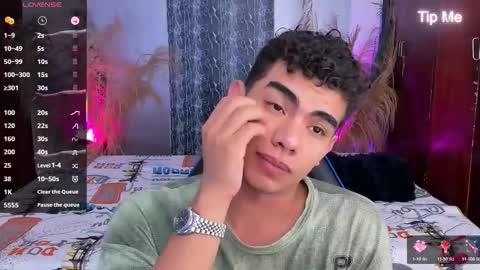 javi15  online show from December 16, 2025, 10:09 am