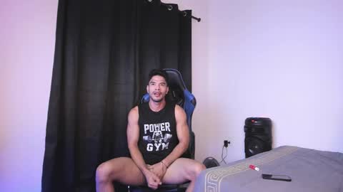 Snapshot of javiercarrera222 chatting on February 16, 2025, 4:53 am Javier online show from February 16, 2025, 4:53 am