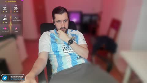 Snapshot of javierduro24 chatting on December 8, 2024, 3:56 pm javierduro24 online show from December 8, 2024, 3:56 pm